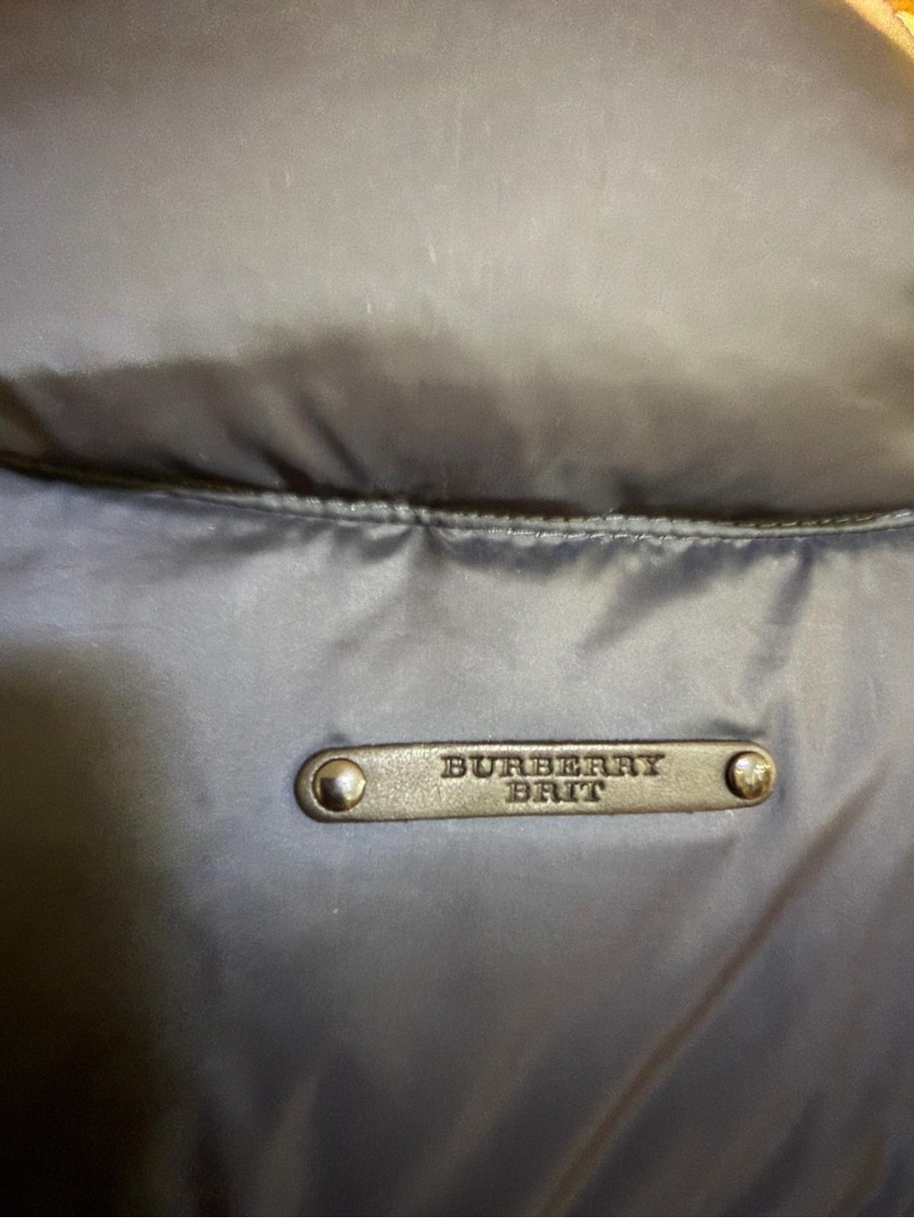 Burberry Quilted Navy Sleeveless Vest - Picture 8 of 9